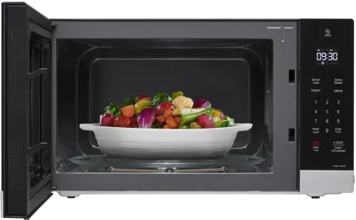 LG MSER1590S 1.5 cu. ft. NeoChef™ Countertop Microwave with Smart Inverter and Sensor Cooking in Stainless Steel